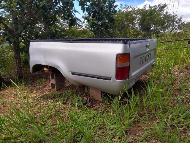 Toyota Hilux 4x4 - Foto 2
