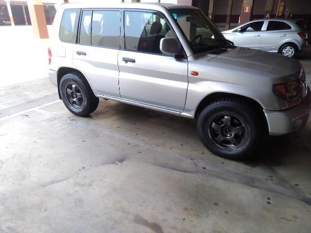Mitsubishi Pajero iO 1.8 - ano 2001 Leia o anuncio - Foto 4