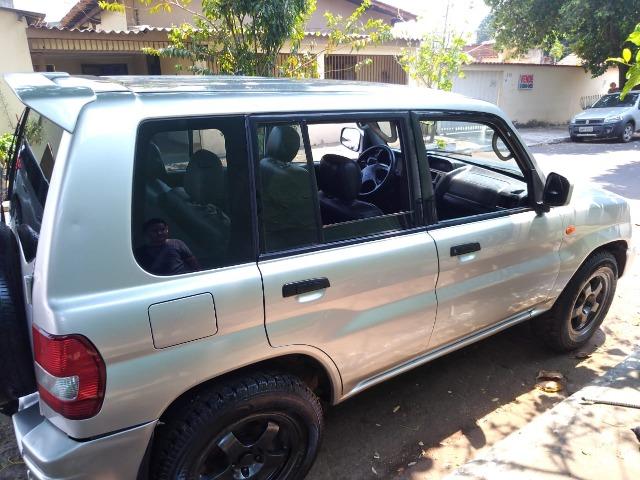 Mitsubishi Pajero iO 1.8 - ano 2001 Leia o anuncio - Foto 5