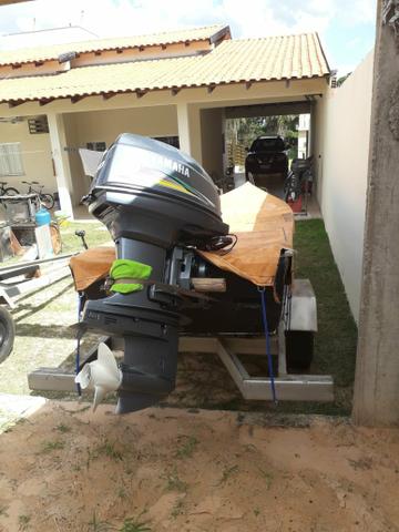 Barco motor 40 e carreta