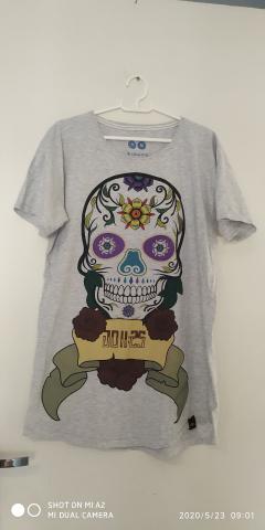 Camisetao Semi Novo M