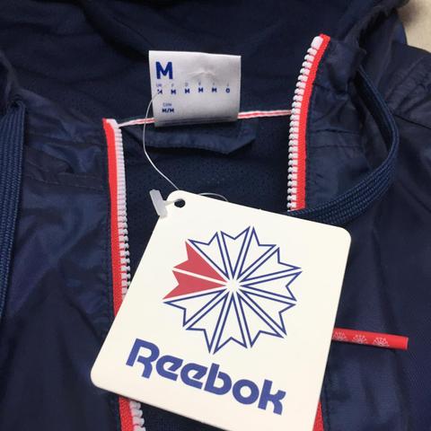 Corta Vento Reebok original, tamanho M, masculina, exclusiva e importada - Foto 2