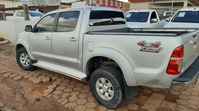 Hilux srv