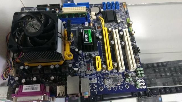 Placa mãe Pc com defeito