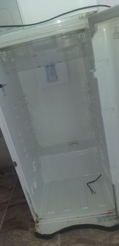 Geladeira electrolux froosfre - Foto 3