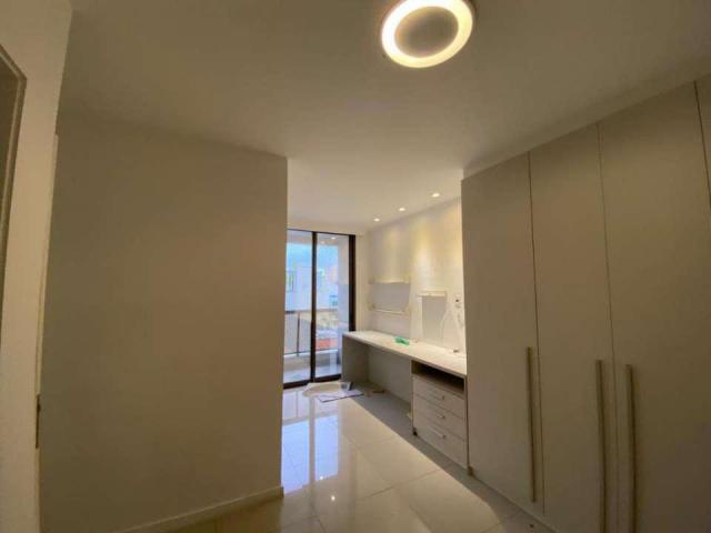 Cobertura Duplex para Venda em Niterói, Icaraí, 4 dormitórios, 2 suítes, 3 banheiros, 3 va - Foto 12