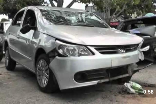 Compramos carros batidos ou capotados