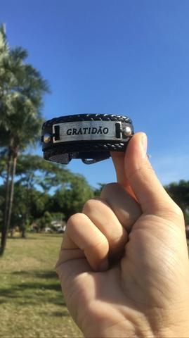 Pulseira de Couro Gratidão