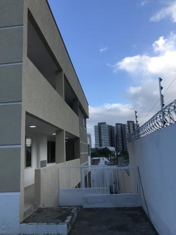 Apto 1/4 novo , mobiliado em ponta negra - Foto 2