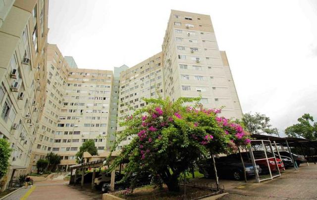 Vende Apto 2 Dormitórios com Garagem Coberta