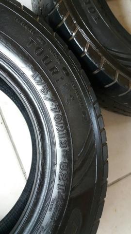 Vendo pneus aro 13 original 200 reais o par - Foto 3