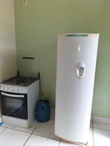 Aluga-se kitnet mobiliada em ótima localização - Foto 8