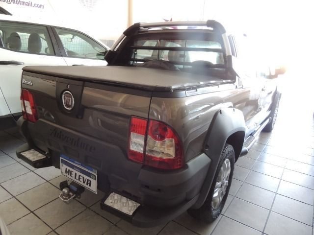 Fiat Strada Adventure 1.8 Cabine Dupla 2013/2013 - Foto 3