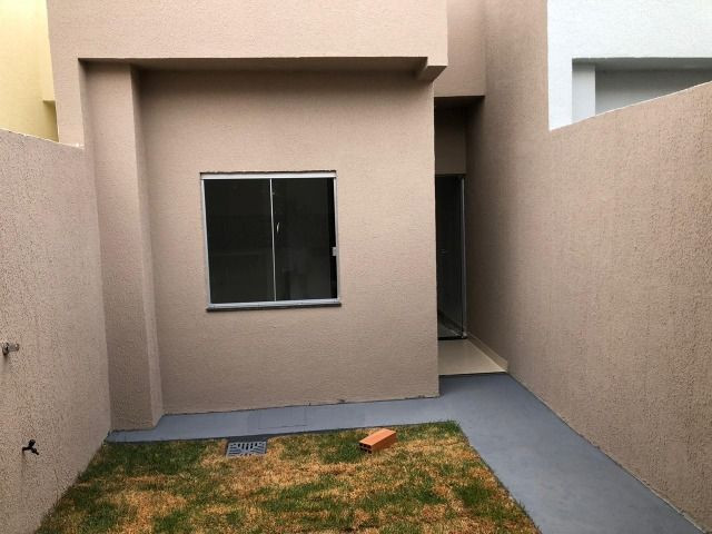 Vendo casa no Moinho Dos Ventos 2 suites com Churrasqueira - Foto 19