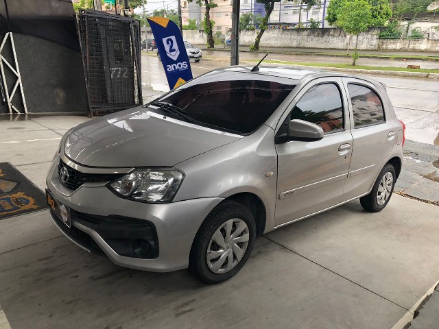Toyota Etios X 1.3 com Gás 2018  - Foto 3