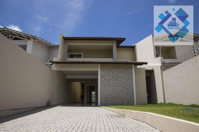 Casa com 4 dormitórios à venda, 217 m² por R$ 690.000,00 - Parque Manibura - Fortaleza/CE