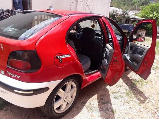 Vendo megane urgente 5 mil à vista - Foto 5