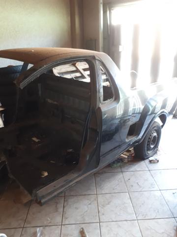 Montana traseirao completo em ótimo estado