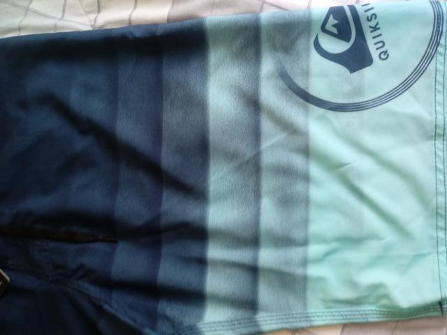 Bermuda Quiksilver 44 Degradê azul listrada - Foto 3