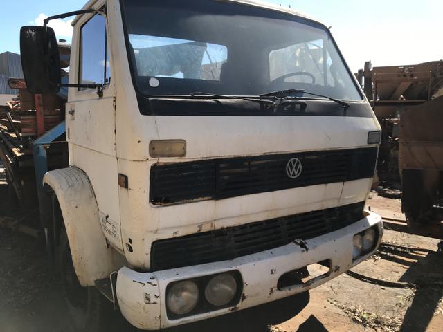 Caminhão Volkswagen 11.130 com munck - Foto 6