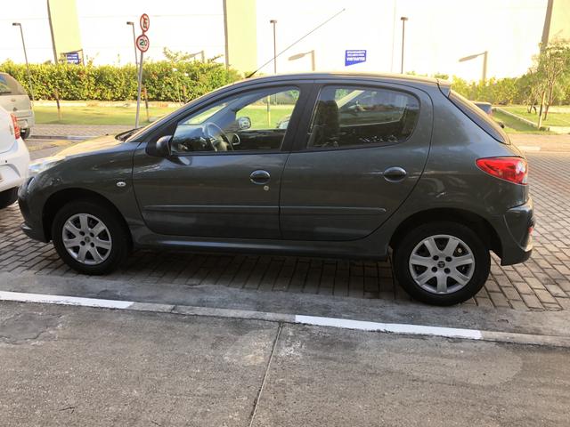 Peugeot 207 2013 - Foto 2