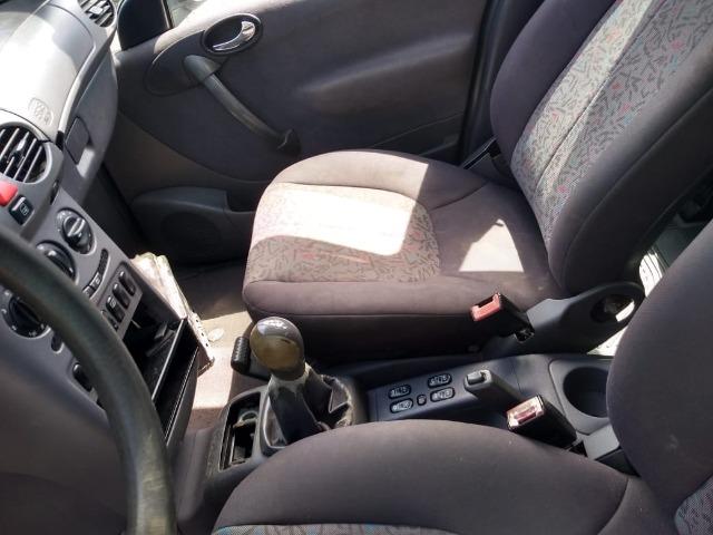 MB Classe A 1.9 2002 - preto Elegance - semi-automático