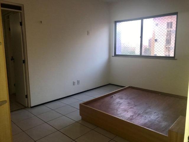 AP0481 - Apartamento muito espaçoso próximo ao RioMar - Foto 7