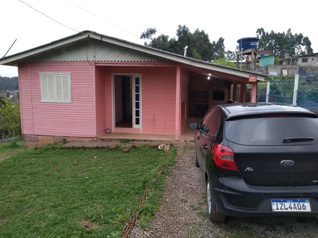 Vendo casa ou troco por carro, caminhonete, caminhão