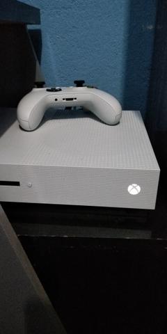 Vendo Xbox one S