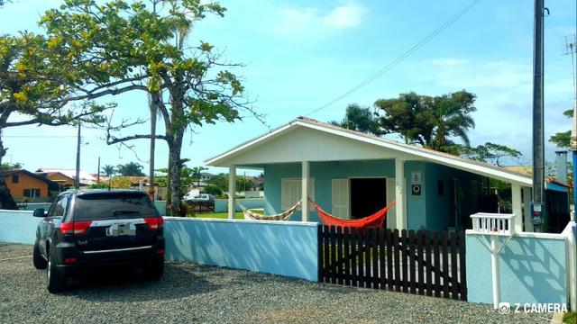 Linda Casa com Piscina 03 Quartos com Ar Cond. Próximo ao Mar - Barra do Saí - Itapoa - Foto 15