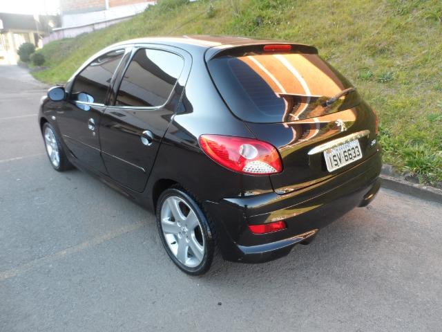 207 1,4 Completo + Rodas Aro 16 Com pneus novos - Foto 5