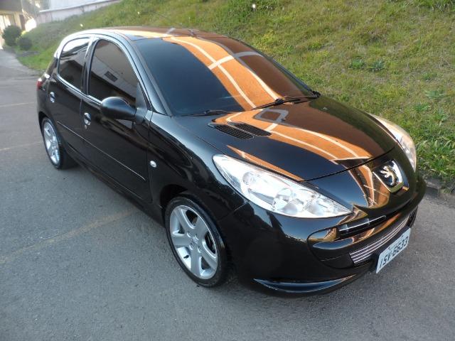 207 1,4 Completo + Rodas Aro 16 Com pneus novos