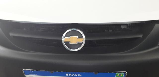 Celta 2005 Branco 4p Ar Vidro Trava Pneus
