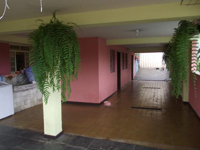 Excelente casa no Caiçara - Foto 17