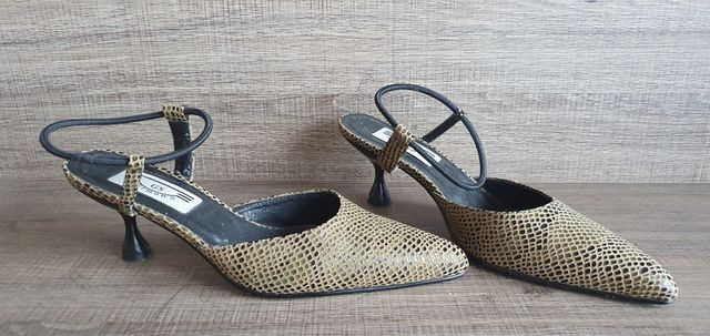 Sapato 35 germons couro