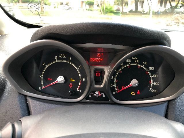 New Fiesta 2012 - Foto 11