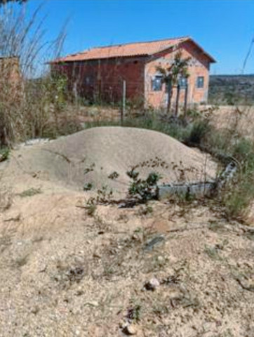 Venda Terreno 3.200m2 com casa construção em Curvelo - Foto 3