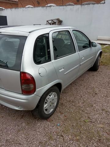 Vendo Corsa Milenium 2001 Prata - Foto 2