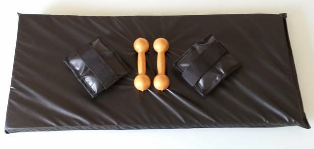 Kit ginástica colchonete Halteres emborrachados e caneleiras/tornozeleiras