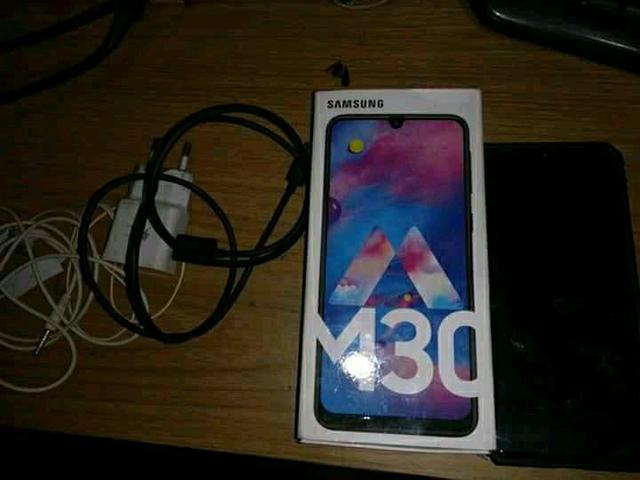 Galaxy m30 - Foto 2