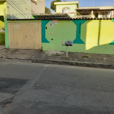 Barracão 3 cômodos + banheiro CANADÁ