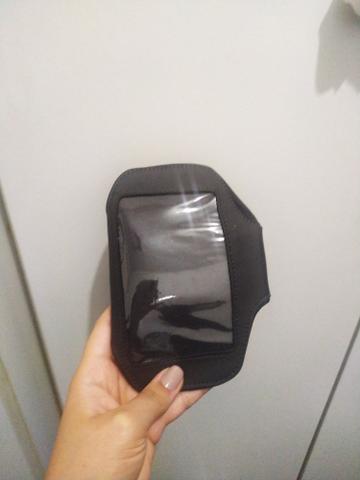 Braçadeira porta celular