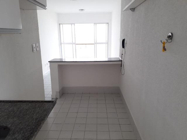 Apartamento de 2/4 com varanda com Vista Mar No Rio Vermelho - Foto 14