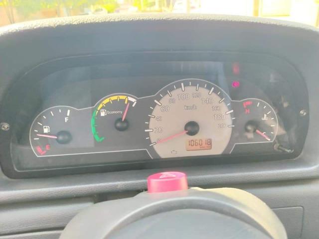 Carro Uno Mile Economy 2010/011 Licenciamento e IPVA 2020 pago