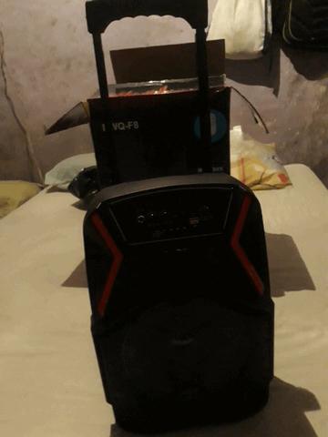 Tenho uma cx de som pra vender