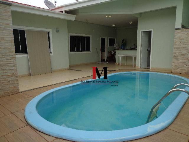 Alugamos casa com 3 quartos, piscina, proximo ao shopping - Disponivel pra visita apos 15/