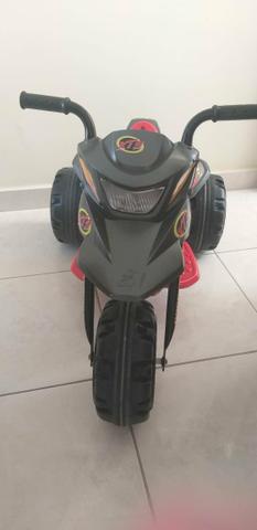 Moto elétrica triciclo- infantil