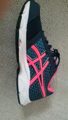 Tênis Asics