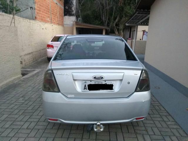 Fiesta sedan 1.6 class - Foto 2