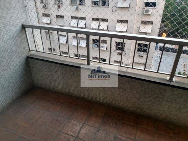 Excelente apartamento na Rua Joaquim Távora na primeira quadra da Praia de Icarai